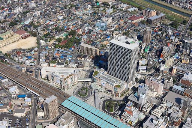越谷駅東口第一種市街地再開発事業施設